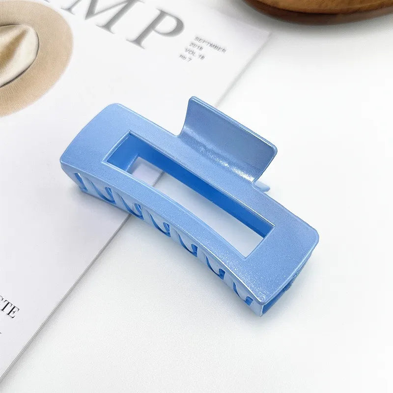 Thick Acrylic Hair Clips Cute Sweet Dopaamine Crown Grab Clips Shark Fin Sensation Solid Color Hair Clips For Women
