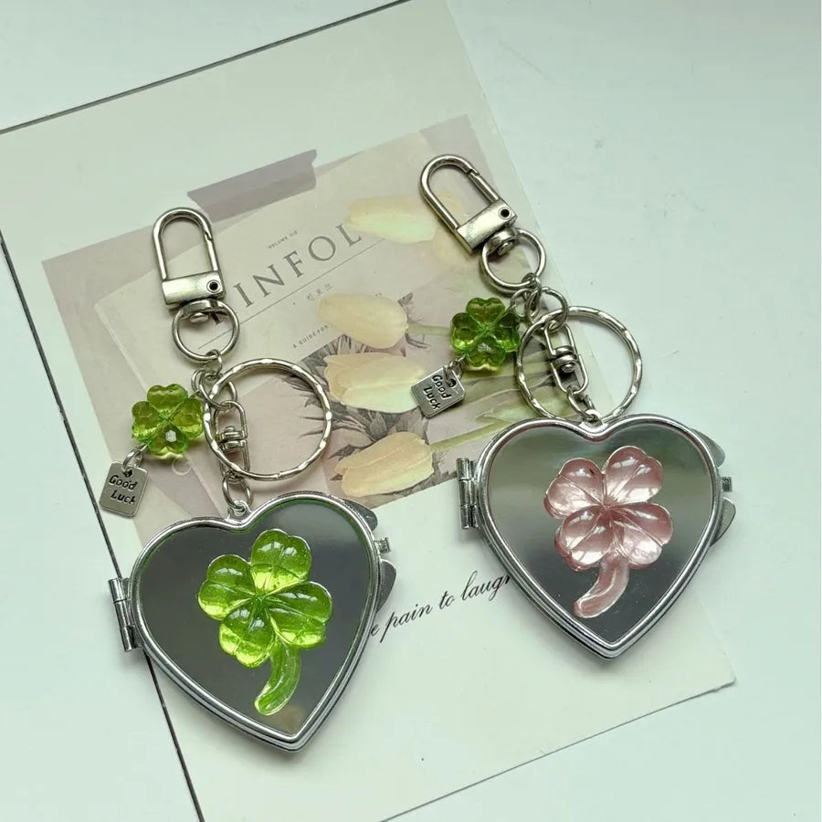 New Ins Lucky Four-Leaf Clover Heart Mirror Keychain Y2K Niche Bag Pendant High-End Accessories Make-Up