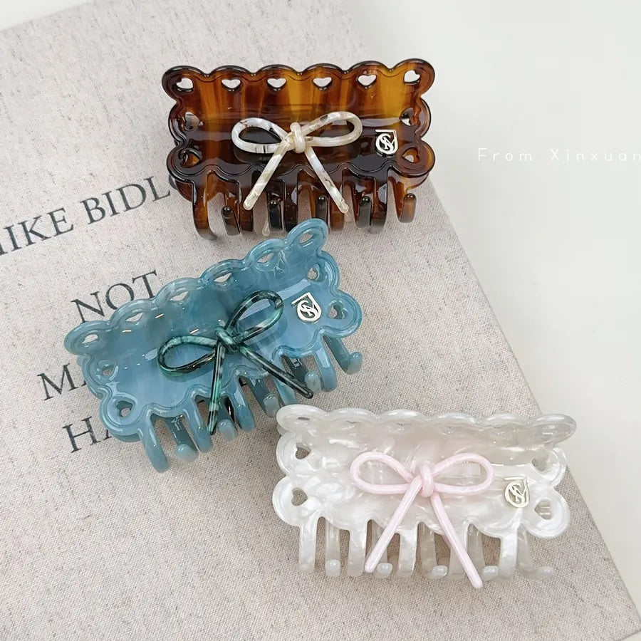 Elegant Butterfly Knot Hollow Out Hair Clip Versatile Shark Clamp Design Hair Accessories For Women Acetate Material Hairpin