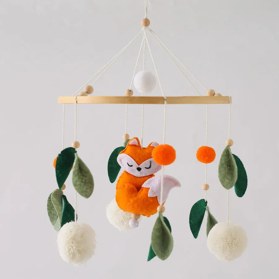 Nordic Style Felt Animal Bed Bell Hanging Decoration Baby Infant Carriage Hand Eye Coordination Hanging Ornament Bed Bell