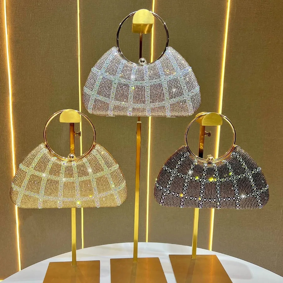 Elegant Diamond Embedded Crossbody Shoulder Bag New Fashion High Value Women's Handbag Shell Shape Polyester Evening Bag