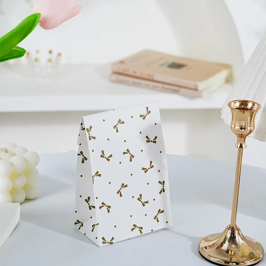 Cute Cartoon Paper Party Gift Wrapping Supplies