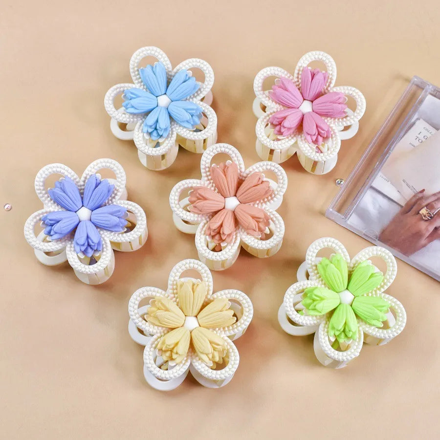 Cute Sweet Women's Flower Plastic Hair Claws