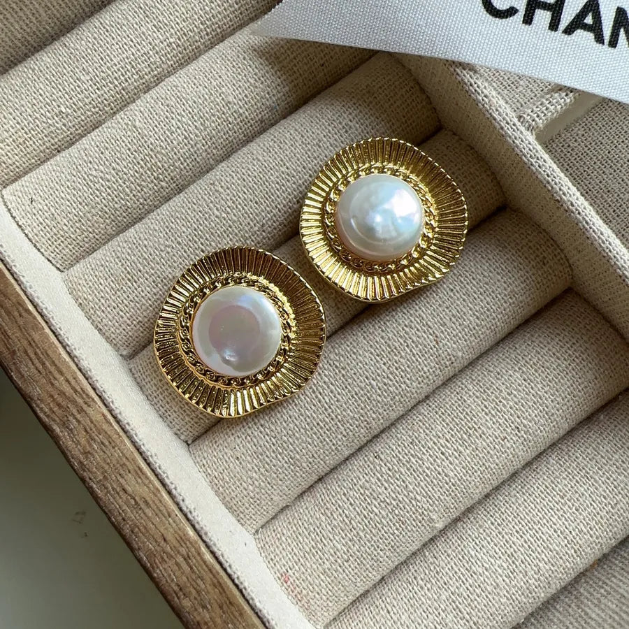 1 pair retro geometric plating inlay brass freshwater pearl ear studs
