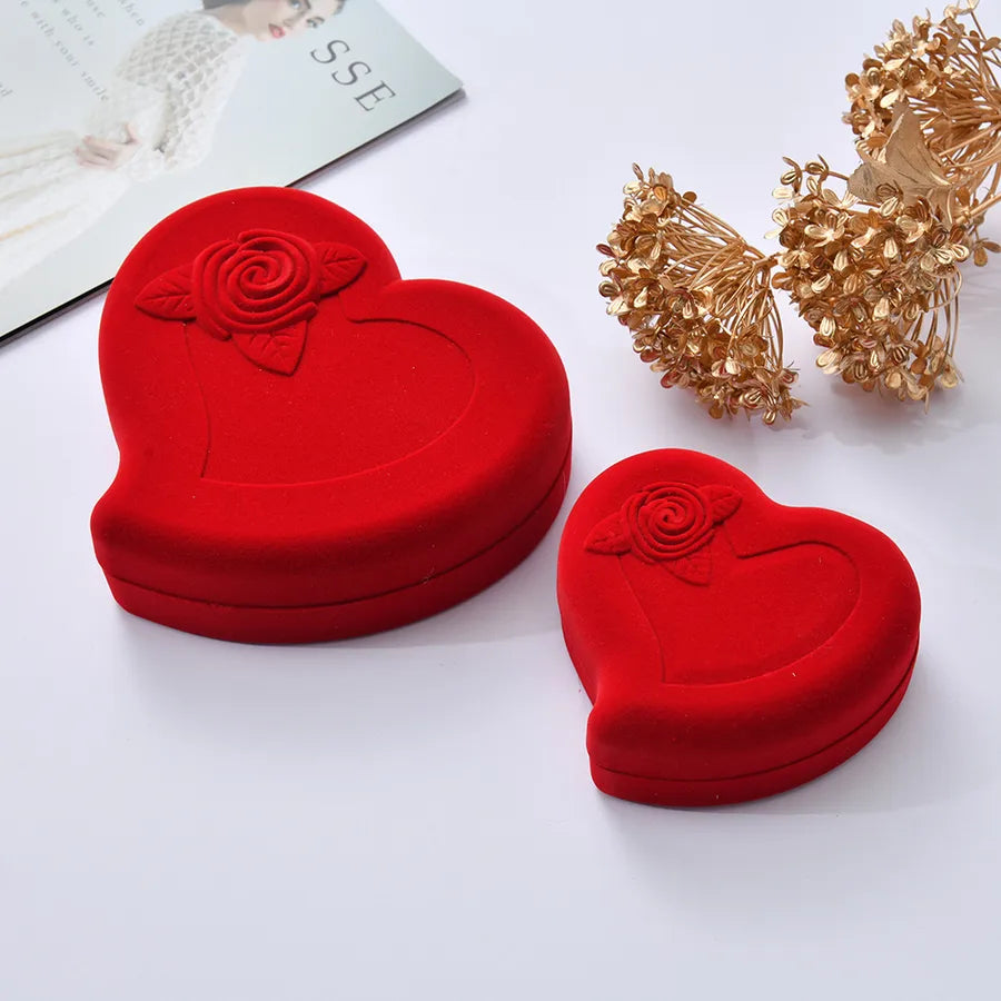 1 Piece Velvet Spray Retro Casual Daily Date Heart Shape Jewelry Boxes