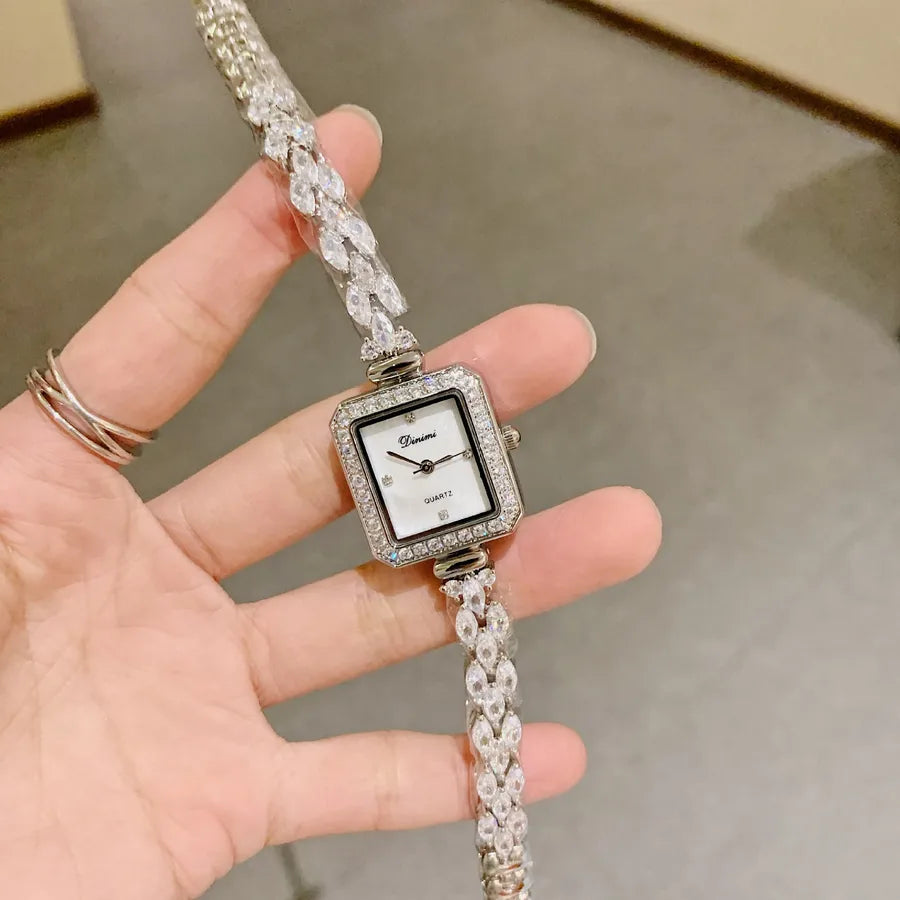 Elegant Shiny Solid Color Jewelry Buckle Quartz Watch Women's Watches