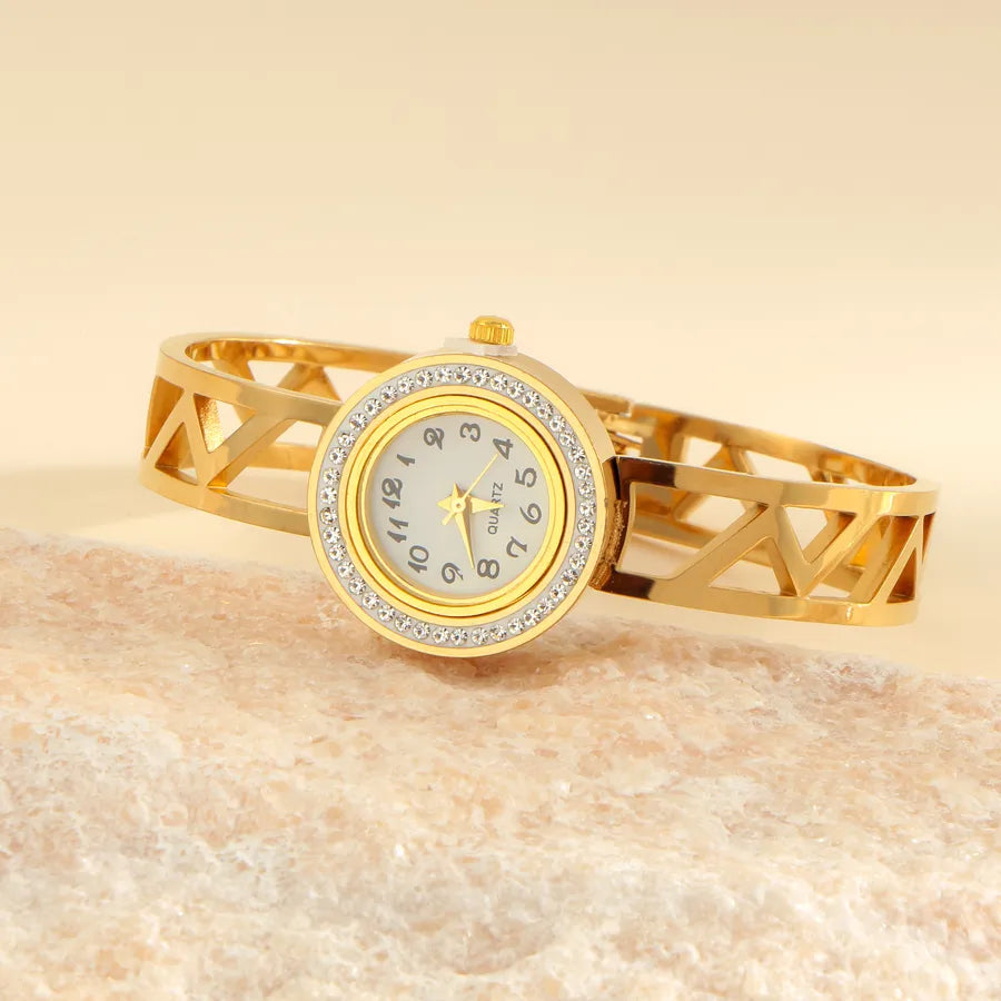 Casual Simple Style Streetwear Geometric Round Quartz Women's Watches
