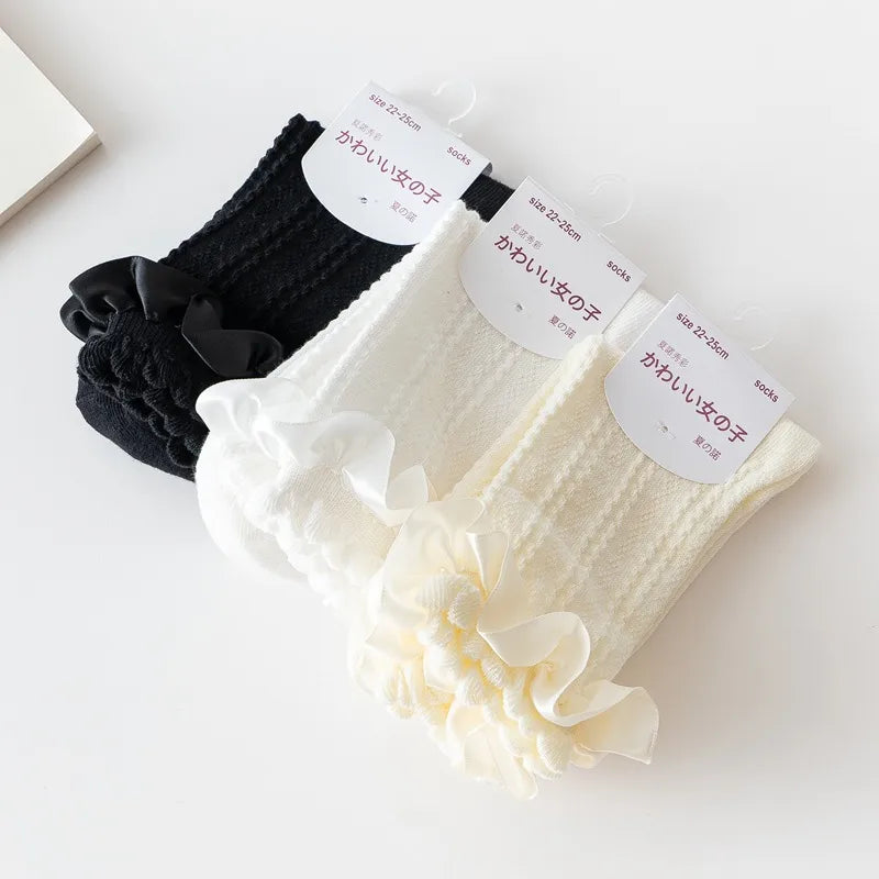 A Pair Lady Streetwear Women's Solid Color Cotton Crew Socks