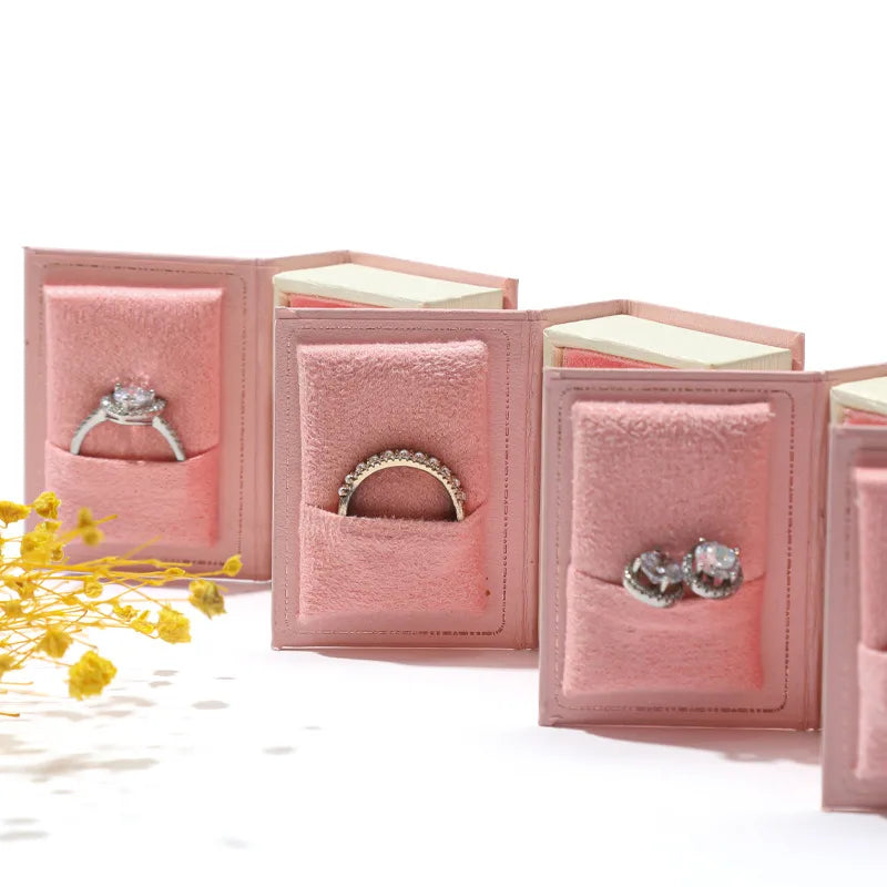 1 Piece Paper Flannel Retro Holiday Daily Selfie Book Jewelry Boxes