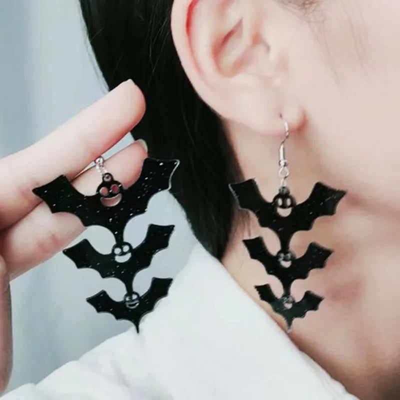 Fashionable Minimalist Halloween Bat Earrings Acrylic Geometric Pattern Spray Painted Unique Drop Earrings Women's Jewelry