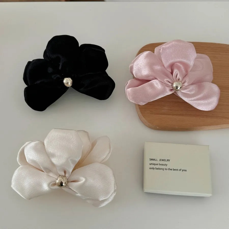 Elegant Satin Hair Claw Clip Petal Shaped Half Updo Glowing 3D Design New Style Women's Fairy Tale Hair Accessories