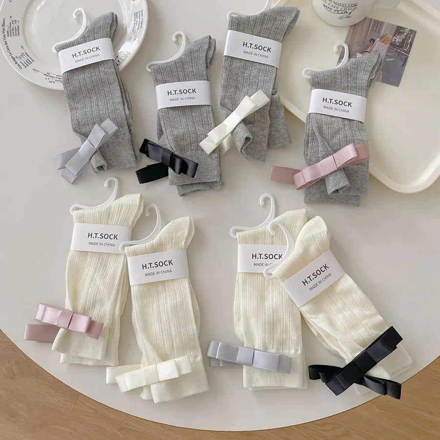A Pair Basic Simple Style Women's Solid Color Bow Knot Cotton Crew Socks