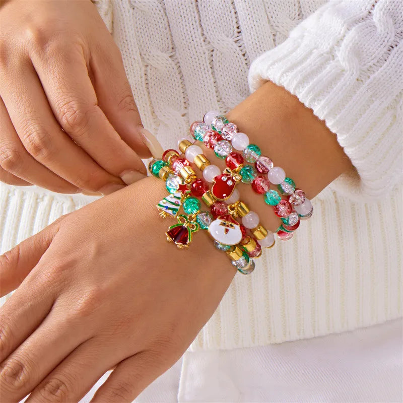 Fashionable Versatile Christmas Themed Soft Clay Bracelet With Glass Deer Snowflake Pearl Design Suitable For Men And Women