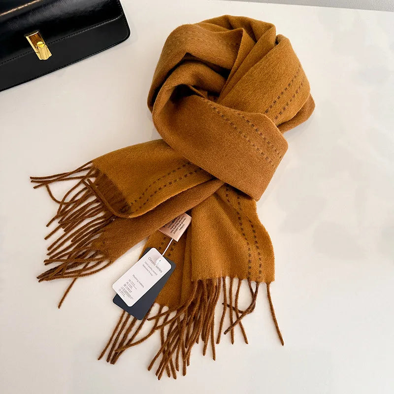 Women's Simple Style Solid Color Fleece Tassel Scarf