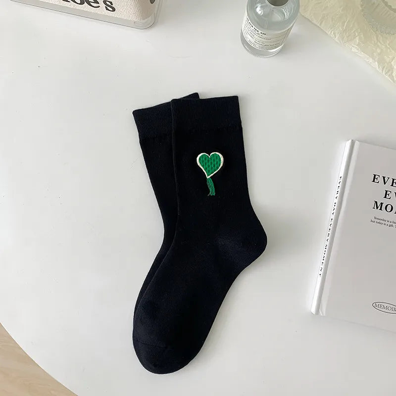 women's simple style streetwear geometric heart shape cotton crew socks a pair