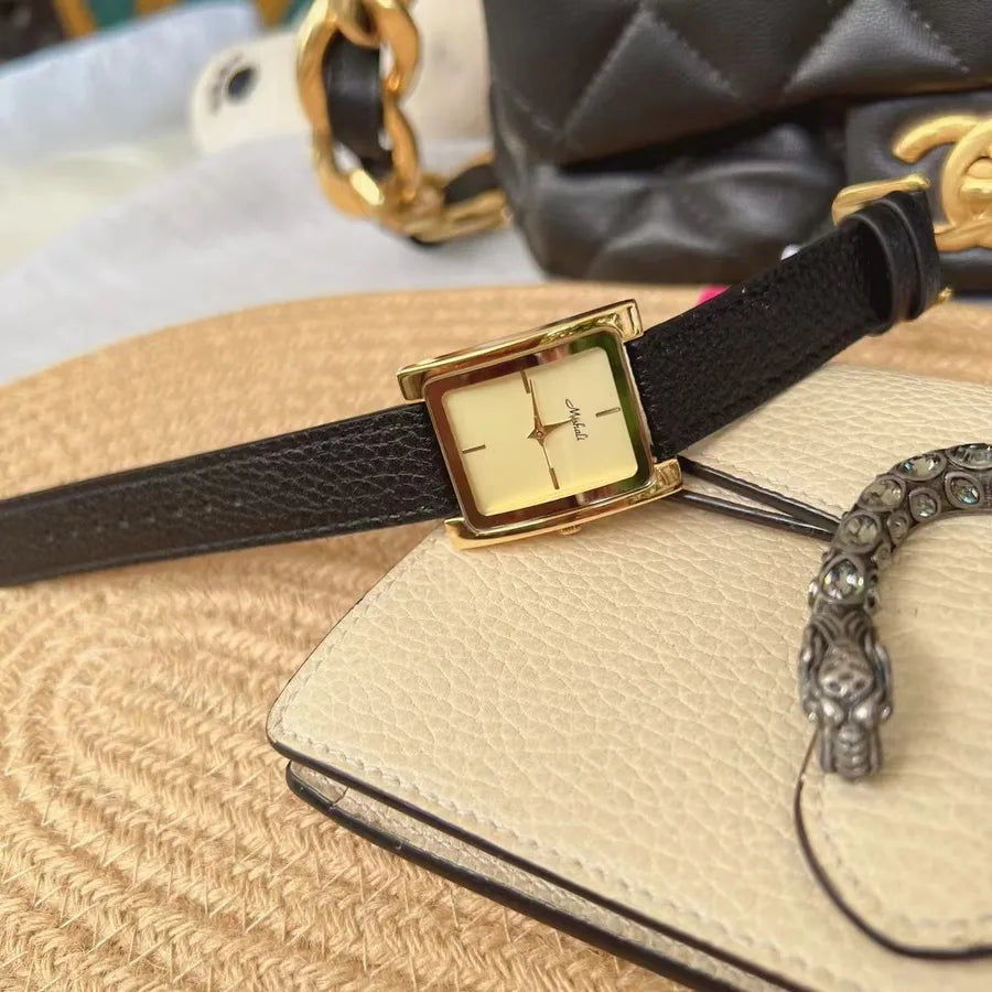 Simple Style Solid Color Buckle Quartz Watch Women's Watches