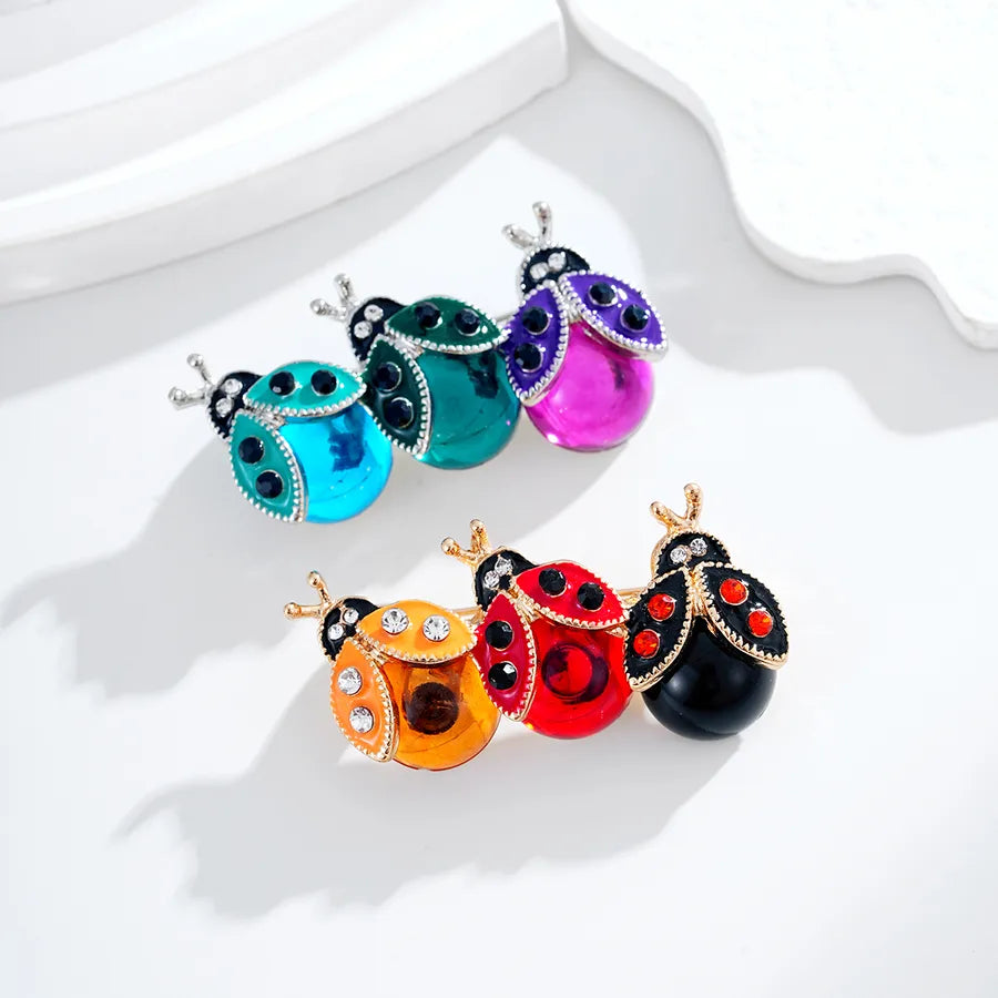 Fashionable Vintage Pearl Glazed Basket Brooch Pin Trendy Bouquet Brooch Pins Alloy Jewelry Accessory For Men And Women