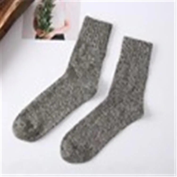 Autumn and winter men's socks men's parallel rabbit fur socks Japanese and Korean College casual men's socks [a generation]]