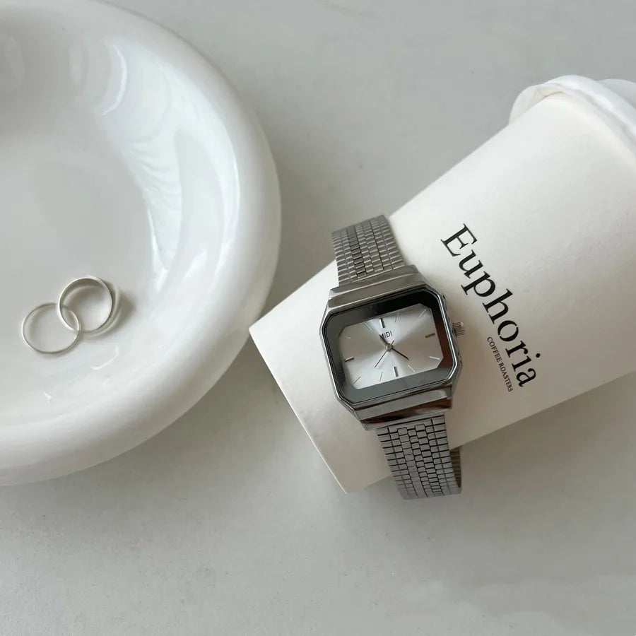 Elegant Glam Letter Single Folding Buckle Quartz Watch Women's Watches