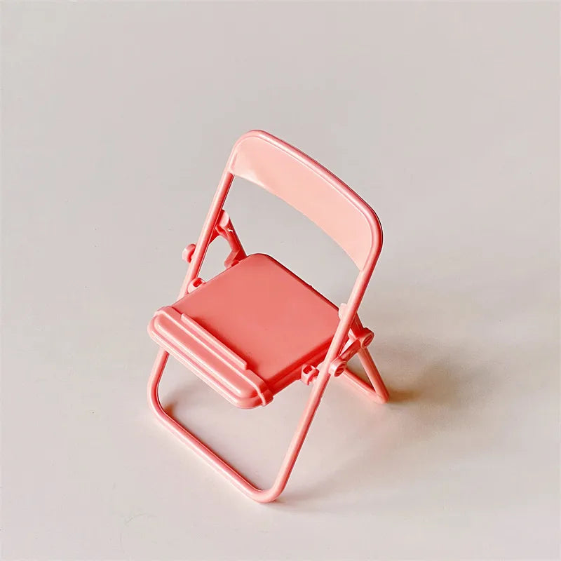 Creative Small Chair Mobile Phone Bracket Cute Bench Desktop Decoration Mini Lazy People Chasing Drama Folding Chair Mobile Phone Bracket