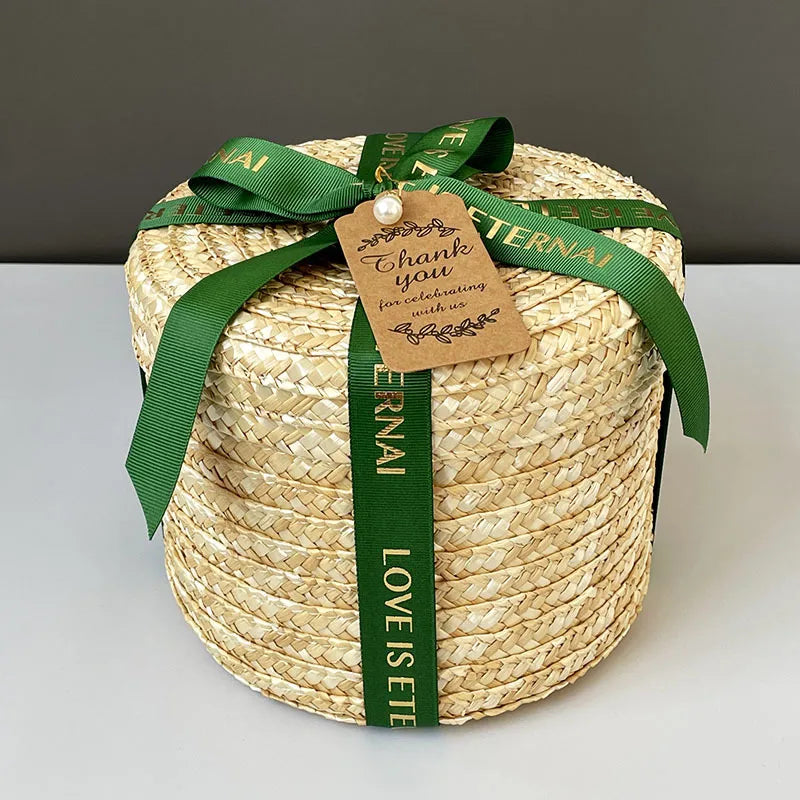Round Straw Box with Lid Hug Bucket Rattan Hand Gift Box Baking Wedding  Storage Handmade Woven Box