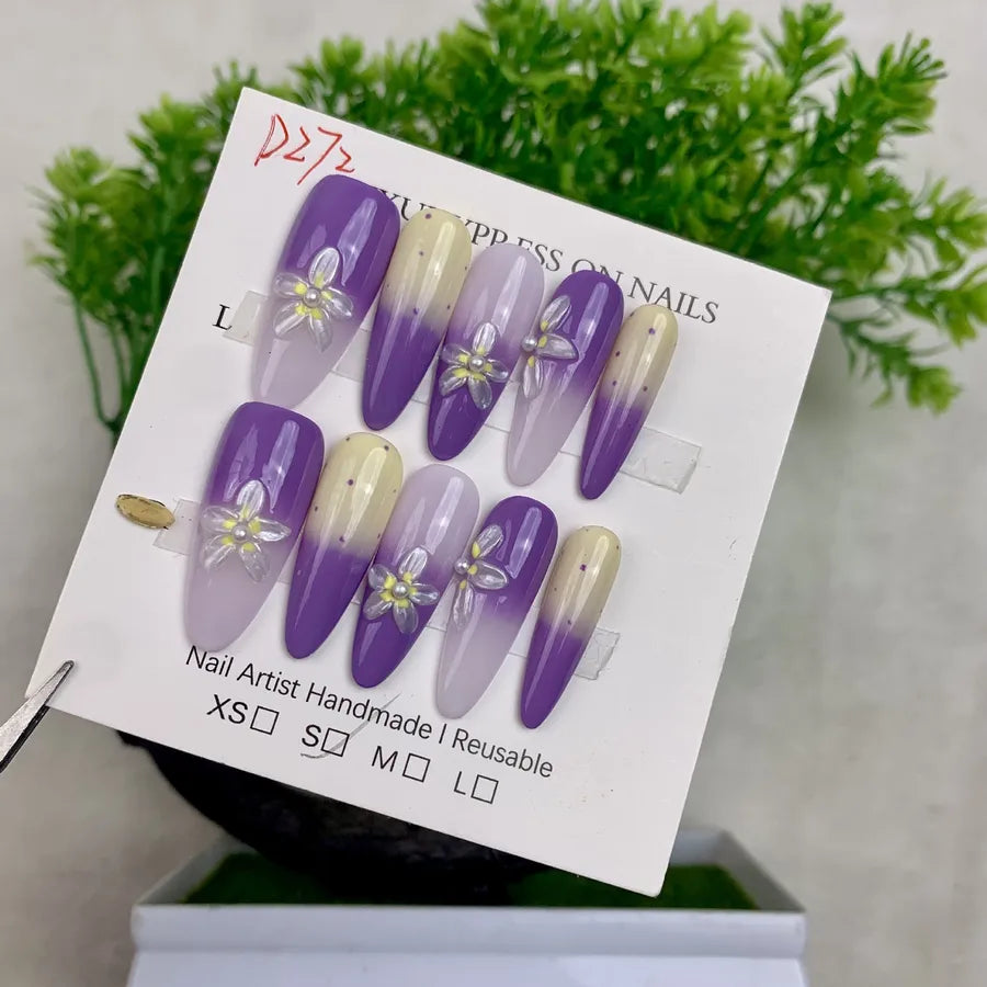 Handmade Detachable Shell Sculpture Cat Eye Almond Nails Ice Transparent Floral Design Wearable False Nails For Women