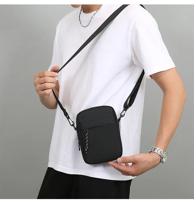 Men's Solid Color Oxford Cloth Zipper Crossbody Bag