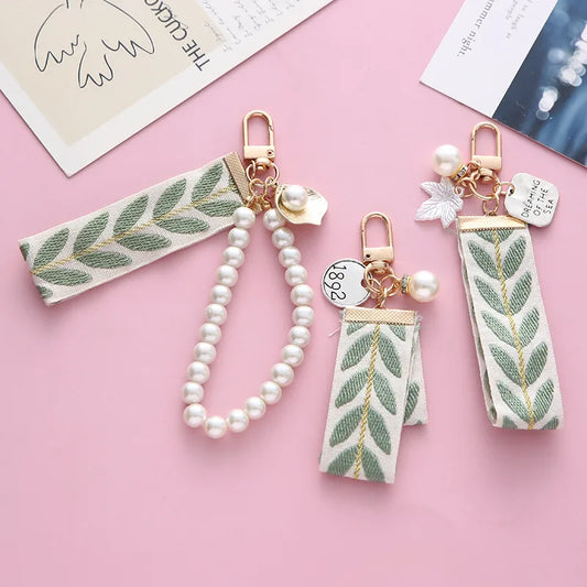 1 piece artistic leaf zinc alloy women's keychain