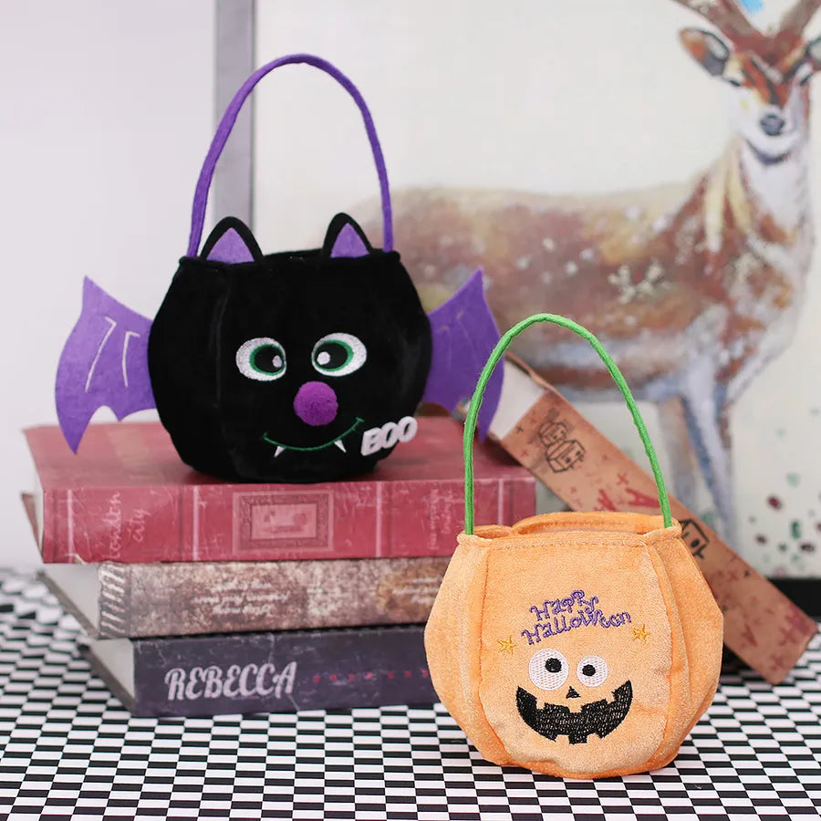 Halloween Decorations 3D Pumpkin Shaped Children's Gift Candy Bag Creative Handheld Festival Decoration Velvet Material