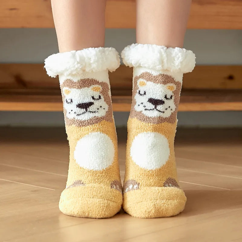 Christmas Sweet Women's Cartoon Polyacrylonitrile Fiber Crew Socks A Pair