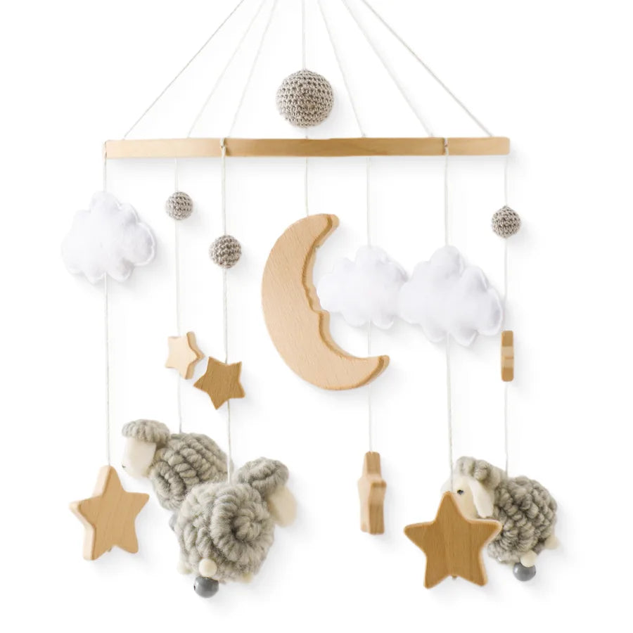 Nordic Style Felt Animal Bed Bell Hanging Decoration Baby Infant Carriage Hand Eye Coordination Hanging Ornament Bed Bell