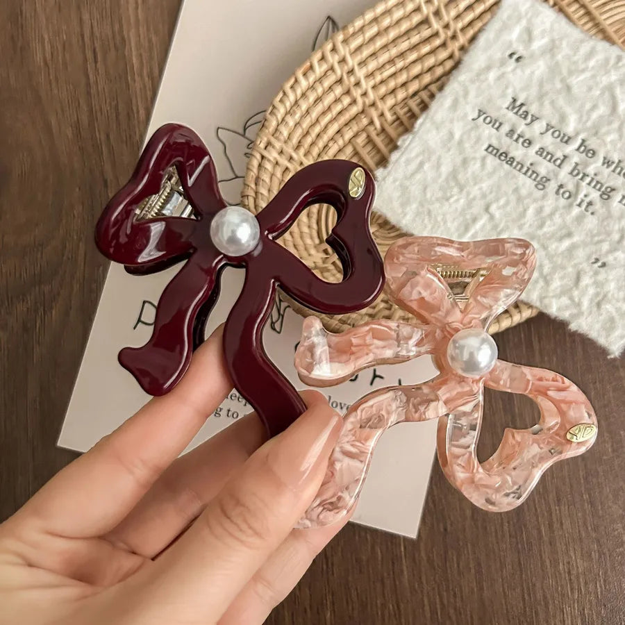 Light Luxury Elegant Butterfly Pearl Zircon Hair Clip for Women Summer Niche Design High-end Shark Clip Large Hair Bun Claw Clip