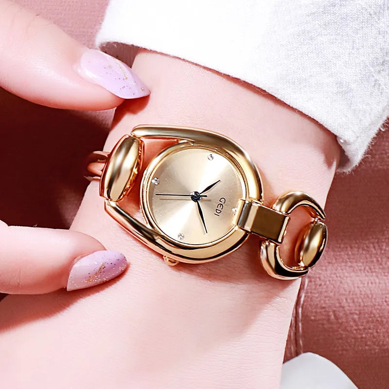 Vintage Style Classic Style Geometric Jewelry Buckle Quartz Watch Women's Watches