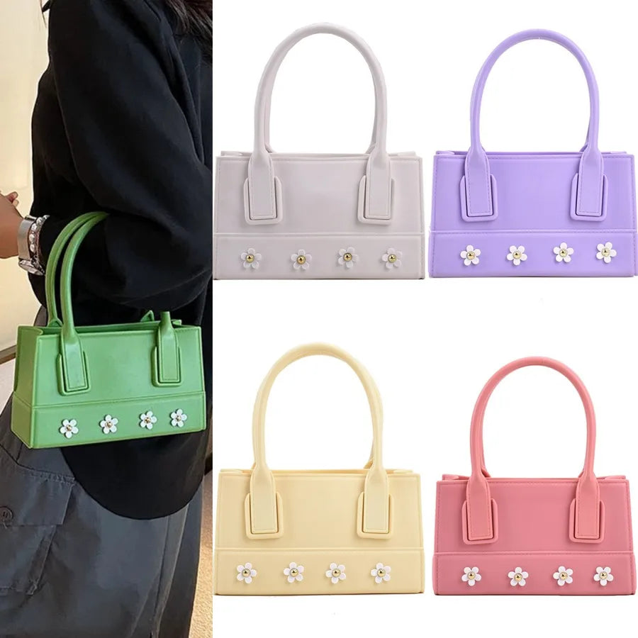 Women's Pu Leather Solid Color Flower Streetwear Square Zipper Handbag