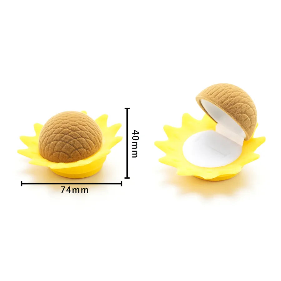 1 Piece Flannel Simple Style Classic Style Daily Angel Crown Strawberry Jewelry Boxes