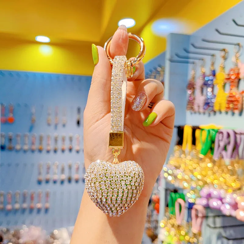 Luxurious Heart Shape Czech diamond Unisex Keychain