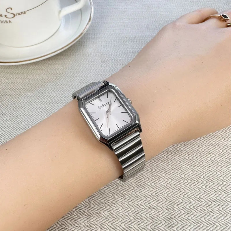 Elegant Quartz Women's Watch Square Steel Band Simple Fashion Retro New Model Round Dial Leather Strap Casual Style