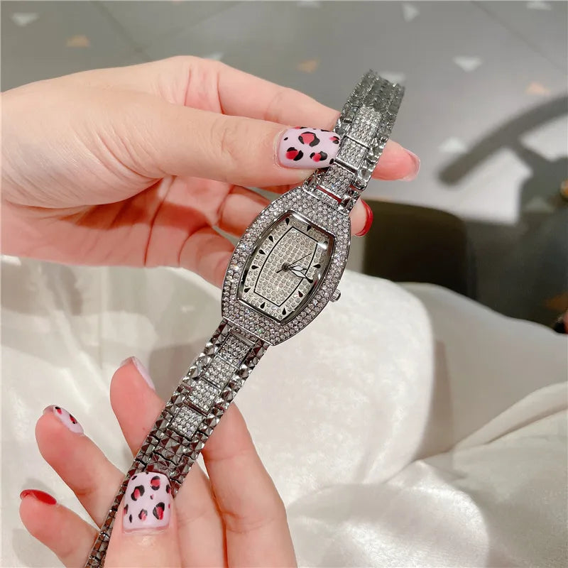 Retro Commute Solid Color Jewelry Buckle Quartz Watch
