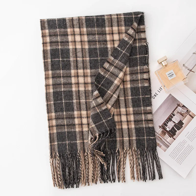 Women's Elegant Plaid Imitation cashmere Tassel Scarf
