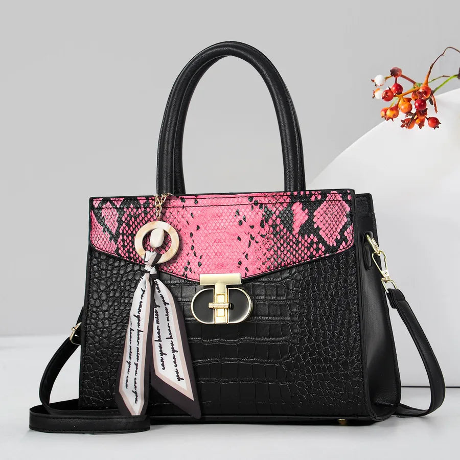 Women's Pu Leather Color Block Streetwear Square Zipper Shoulder Bag Handbag