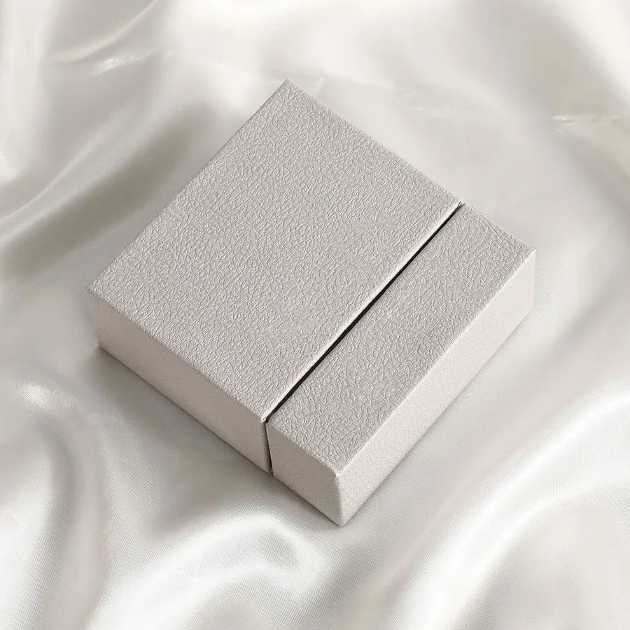 1 Piece Cardboard Casual Elegant Lady Holiday Banquet Selfie Solid Color Jewelry Boxes