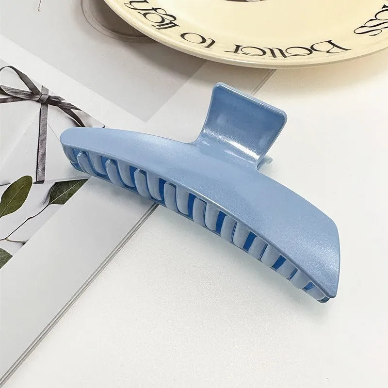 Thick Acrylic Hair Clips Cute Sweet Dopaamine Crown Grab Clips Shark Fin Sensation Solid Color Hair Clips For Women