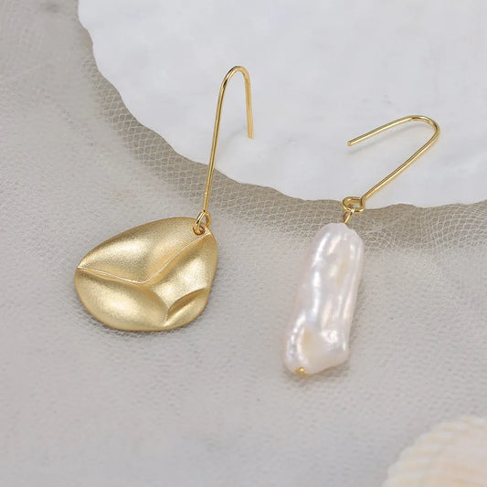 1 Pair 925 Sterling Silver Freshwater Pearl Irregular Drop Earrings