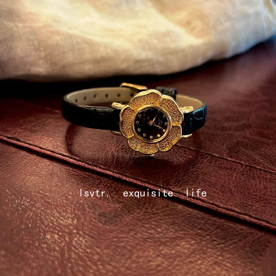Casual Elegant Lady Flower Buckle Quartz Watch Women's Watches