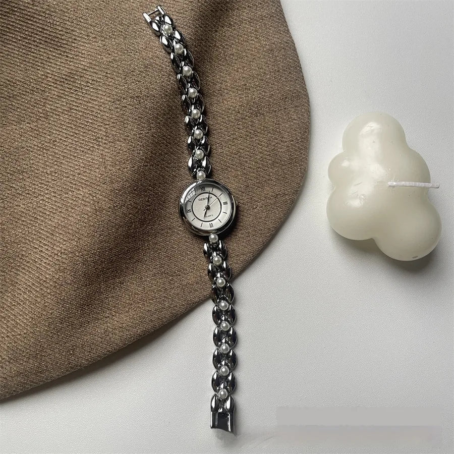 Casual Elegant Glam Round Roman Numeral Single Folding Buckle Quartz Watch