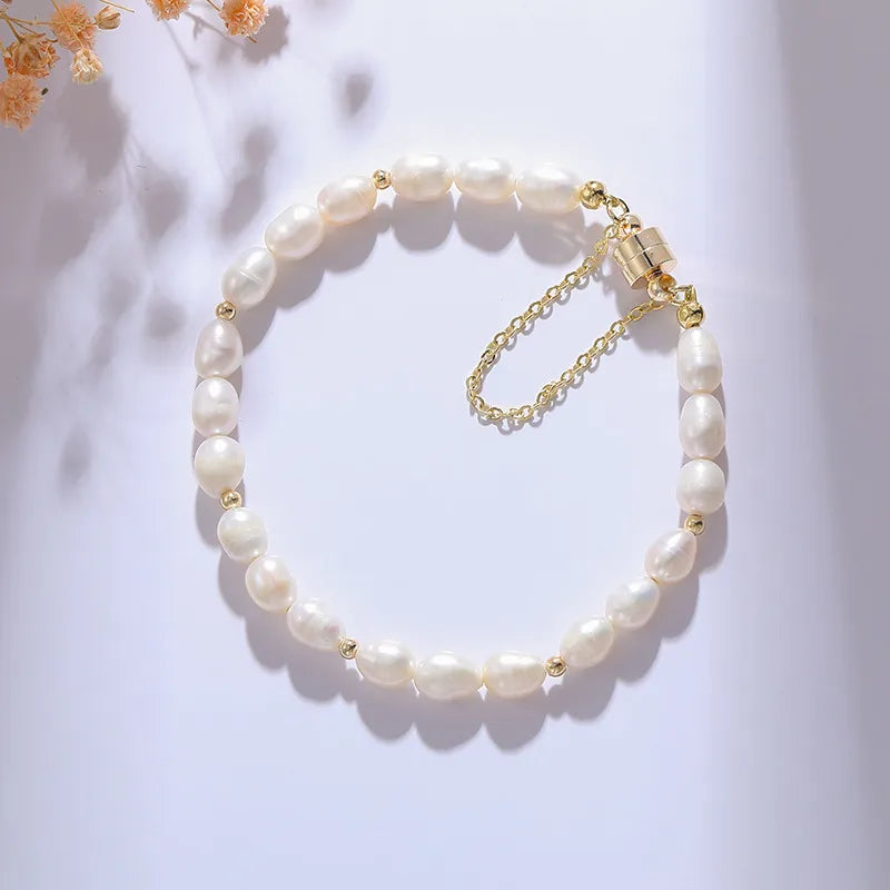 simple style solid color freshwater pearl beaded plating bracelets