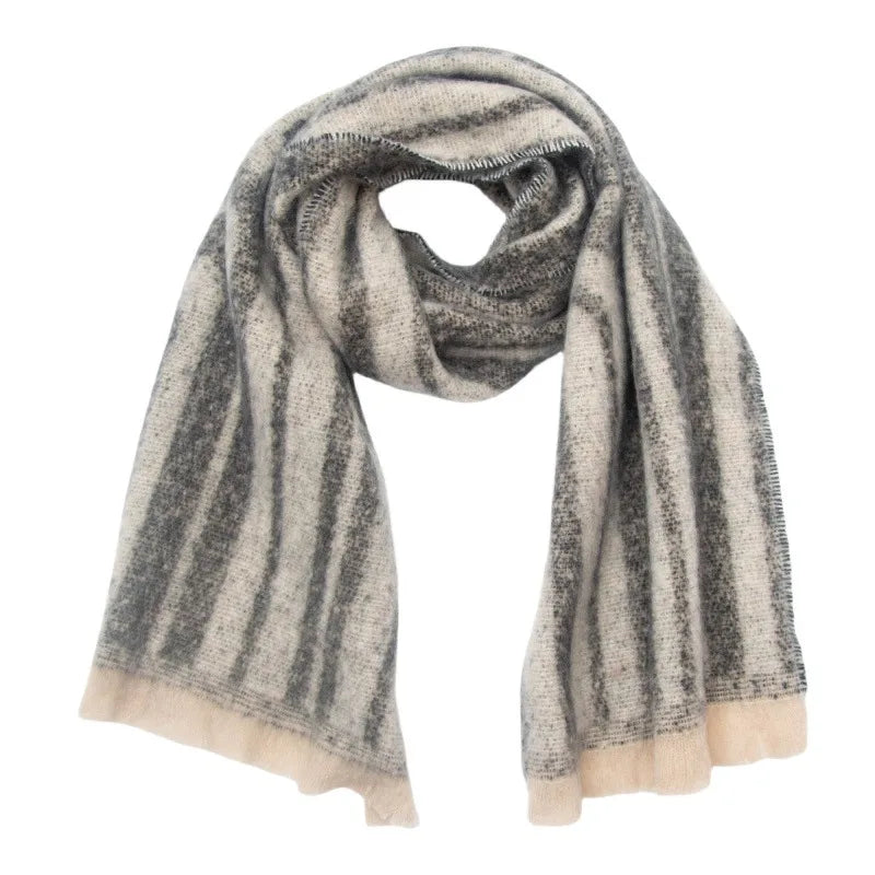 Women's Casual Simple Style Stripe Polyester Scarf