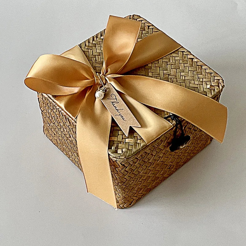 pastoral solid color wicker/straw storage basket