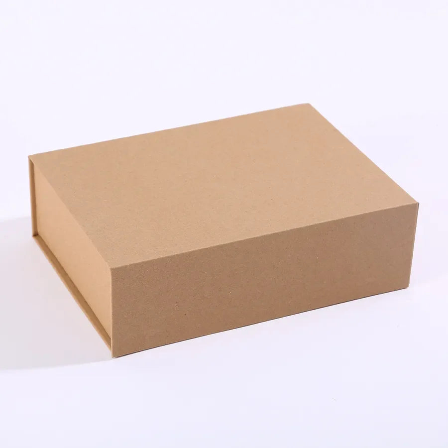 Foldable Magnetic Gift Box Hard Gift Packaging Birthday Souvenir One-piece Design Elegant White Card Paper Simple Style