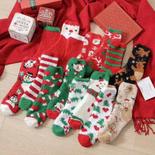 Christmas Christmas Women's Cartoon Polyester Jacquard Crew Socks A Pair
